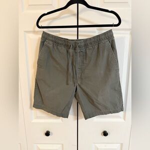 Banana Republic men’s pull on shorts size M